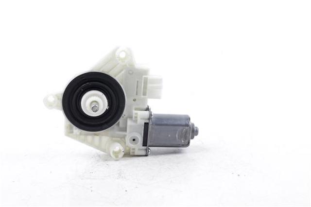 A2139069901 Motor del elevalunas de la puerta delantera izquierda  comprar en Zaragoza