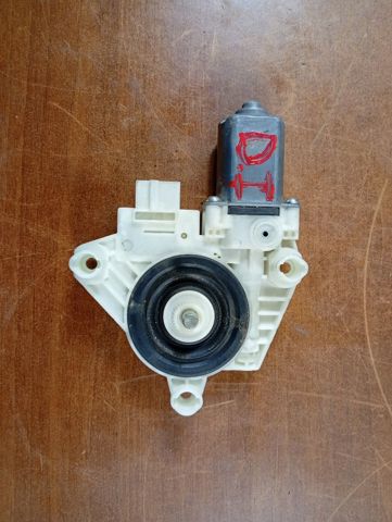 A2139069901 Motor del elevalunas de la puerta delantera izquierda  comprar en Pontevedra