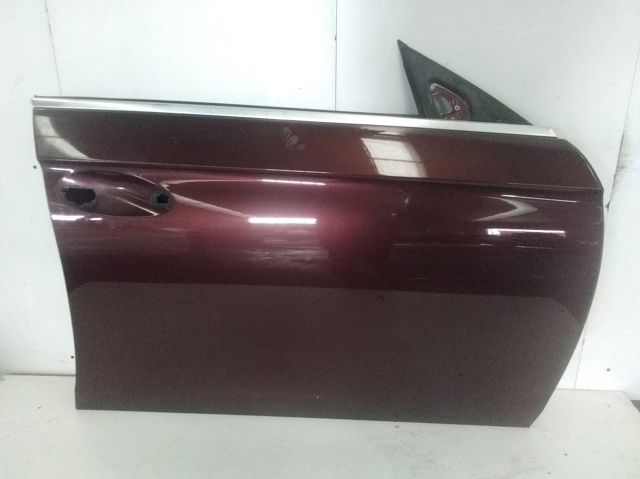 Puerta de coche, delantera, derecha A2197200205 Mercedes