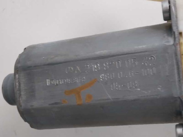A2198200542 Motor del elevalunas de la puerta delantera izquierda  comprar en Zaragoza