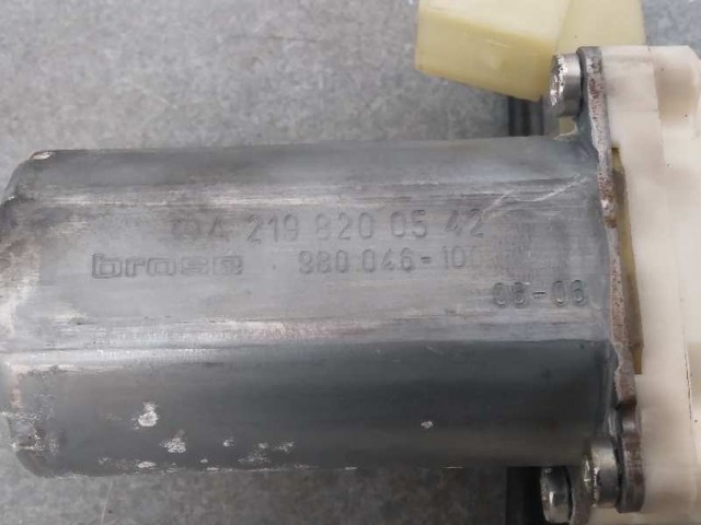 A2198200542 MERCEDES Motor del elevalunas eléctrico  en stock Gandía
