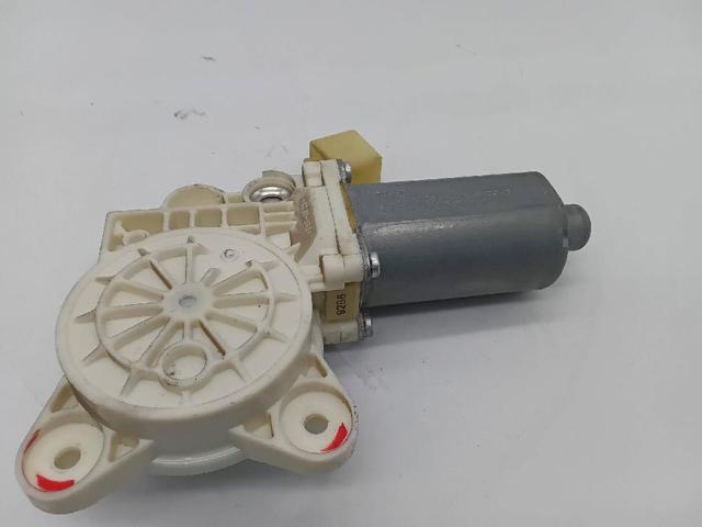 MERCEDES A2198200642 Motor del elevalunas de la puerta delantera derecha  disponible España