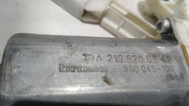 A2198200642 Motor del elevalunas de la puerta delantera derecha  disponible Málaga