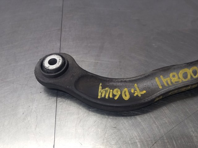 A2203521005 Brazo superior izquierdo de la suspensión trasera  en stock Sabadell