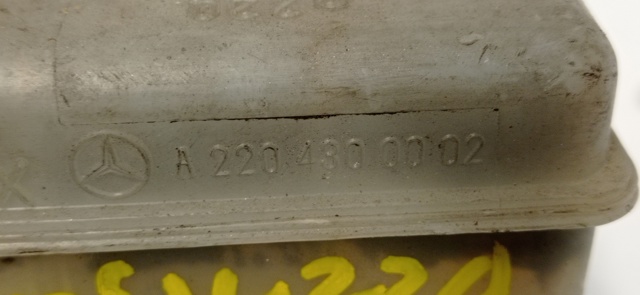 A2204300002 Depósito del líquido de frenos del cilindro maestro  disponible Burgos
