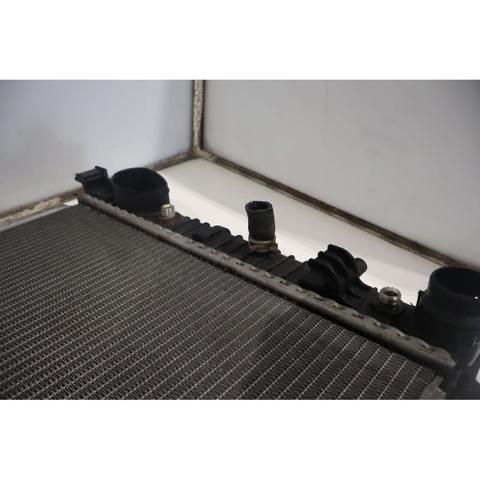 MERCEDES A2205000903 Radiador de refrigeración del motor  comprar en Ponferrada
