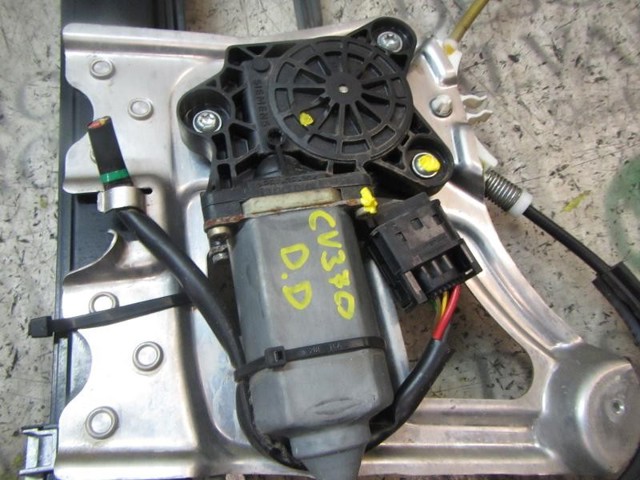 A2207200446 MERCEDES Mecanismo de elevalunas de la puerta delantera derecha  comprar en Oviedo