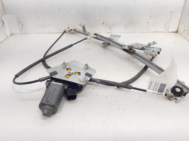 A2208204542 Motor del elevalunas de la puerta delantera izquierda  disponible Burgos