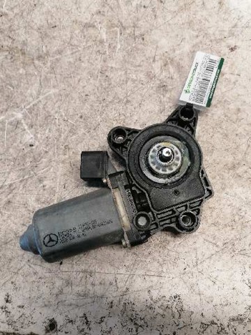 MERCEDES A2208204642 Motor del elevalunas de la puerta delantera derecha  comprar en Albacete