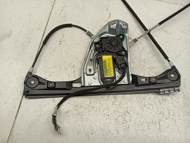 MERCEDES A2208204642 Motor del elevalunas de la puerta delantera derecha  en stock Valencia