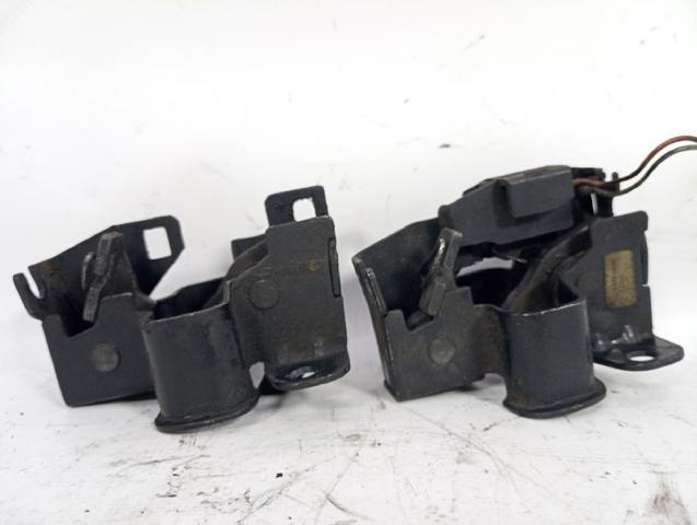 Cerradura de capó Mercedes S  desde 36,30 €