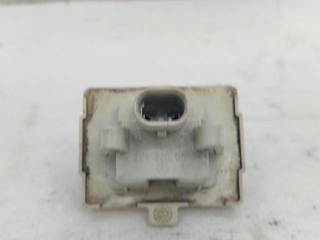 A2218200856 Luz de matrícula trasera  comprar en Pontevedra