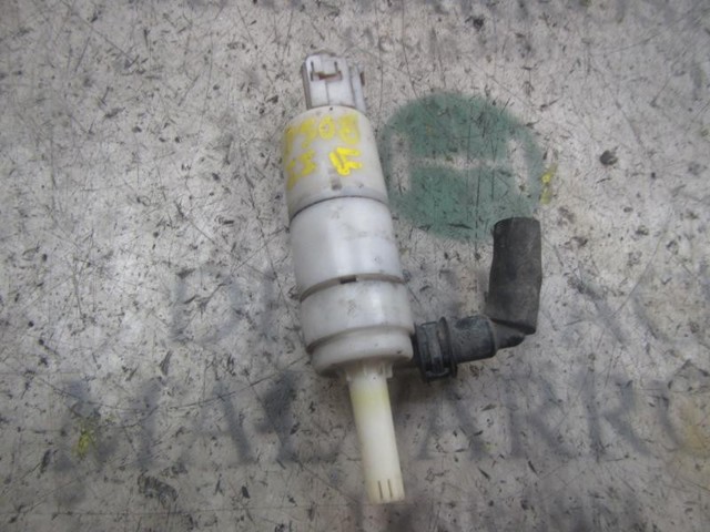 A2218690121 Motor de la bomba del lavaparabrisas delantero  disponible Utrera