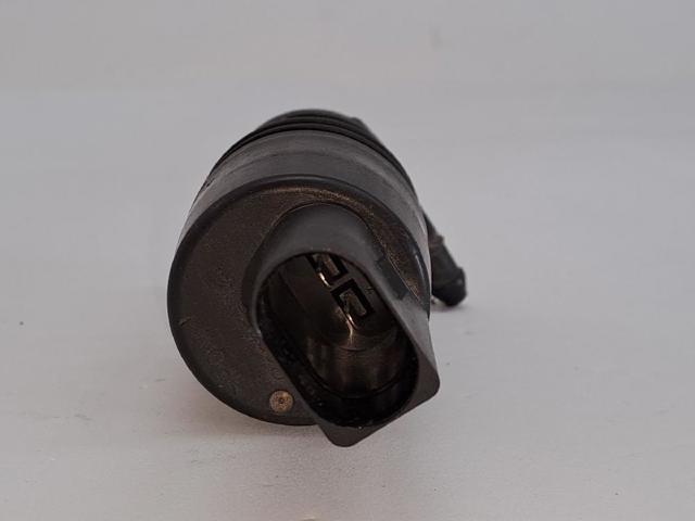 MERCEDES A2218690121 Motor de la bomba del lavaparabrisas delantero  disponible Valladolid
