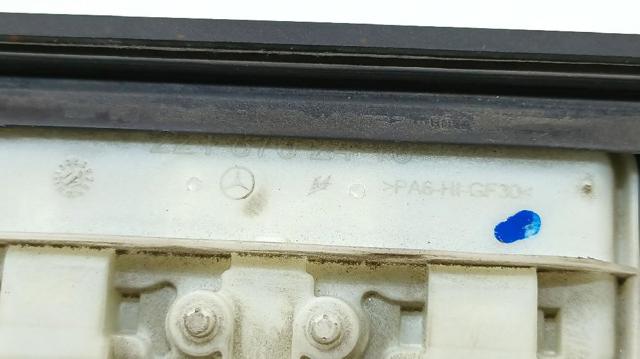 MERCEDES A2218702410 Botón de accionamiento del cierre de la tapa del maletero (puerta trasera 3/5)  comprar en Murcia