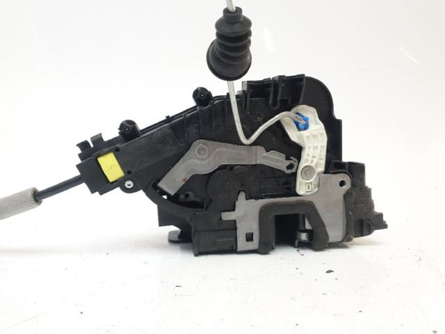 A2220063999 MERCEDES Cerradura de puerta delantera derecha comprar Madrid