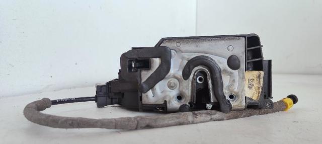 A2220064099 Cerradura de la puerta trasera derecha  en stock Granada