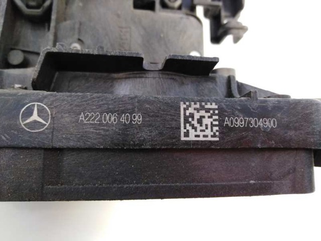 A2220064099 Cerradura de la puerta trasera derecha comprar Girona