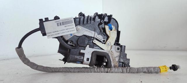 A2220064099 MERCEDES Cerradura de la puerta trasera derecha  comprar en Oviedo