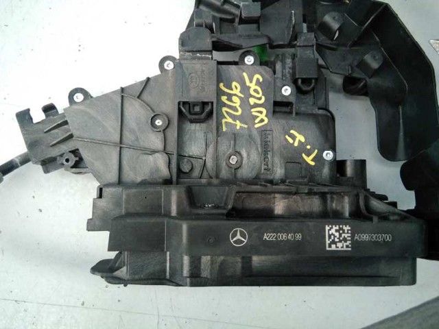 A2220064099 MERCEDES Cerradura de la puerta trasera derecha comprar Bilbao