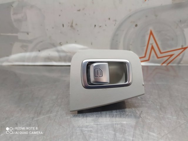 MERCEDES A2229052203 Botón de elevalunas delantero derecho  en stock Valencia