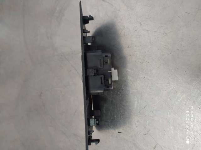 MERCEDES A2229052203 Botón de encendido del motor del elevalunas delantero derecho  comprar en Albacete