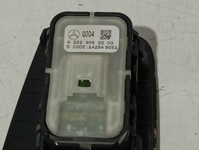 MERCEDES A2229052203 Botón de elevalunas delantero derecho  en stock Valencia