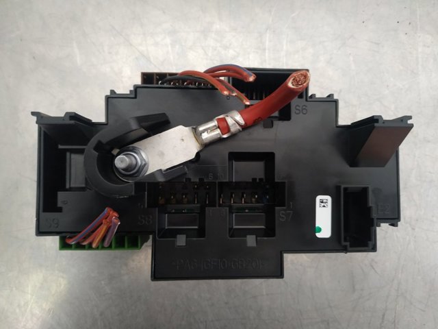 MERCEDES A2229063202 Caja de fusibles comprar Pamplona