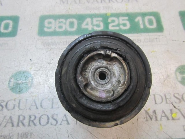 Taco de motor delantero A2302400017 MERCEDES