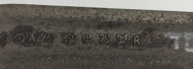 A2303500429 MERCEDES Brazo inferior derecho de la suspensión trasera  comprar en Oviedo