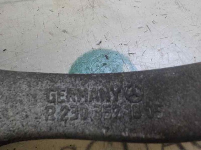 A2303503506 MERCEDES Brazo superior izquierdo de la suspensión trasera  en stock Córdoba