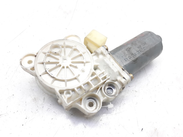 A2308201042 MERCEDES Motor del elevalunas de la puerta delantera  en stock Gandía