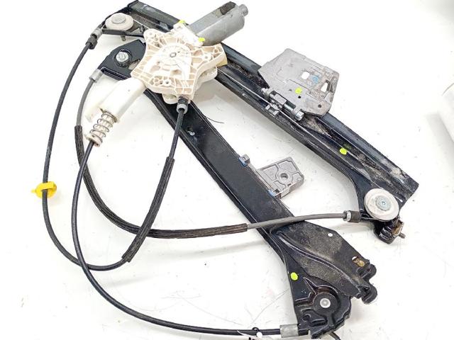 MERCEDES A2308201042 Motor del elevalunas de la puerta delantera  en stock Salamanca