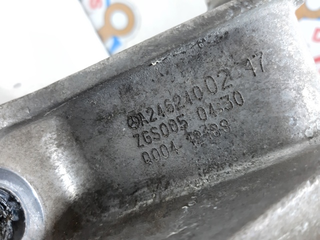 MERCEDES A2462400217 Soporte izquierdo del motor  en stock Terrassa
