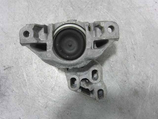 A2462400617 Soporte izquierdo del motor comprar Almería
