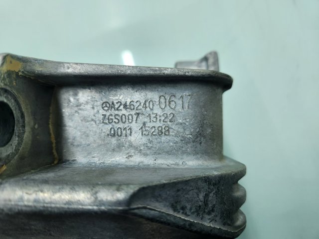 A2462400617 MERCEDES Soporte izquierdo del motor  disponible Vigo