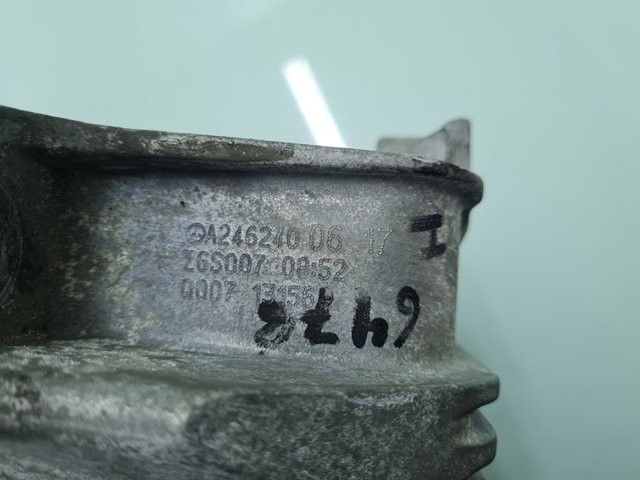 A2462400617 Soporte izquierdo del motor  disponible Málaga