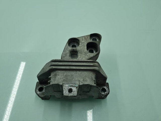 A2462400617 Soporte izquierdo del motor  en stock Castellón