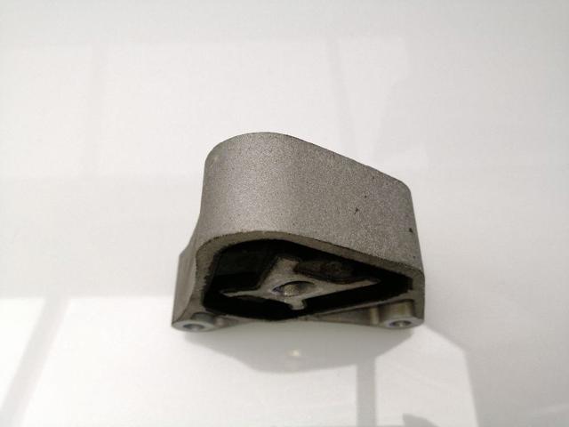 A2462400809 MERCEDES Soporte superior derecho del motor  en stock Gandía