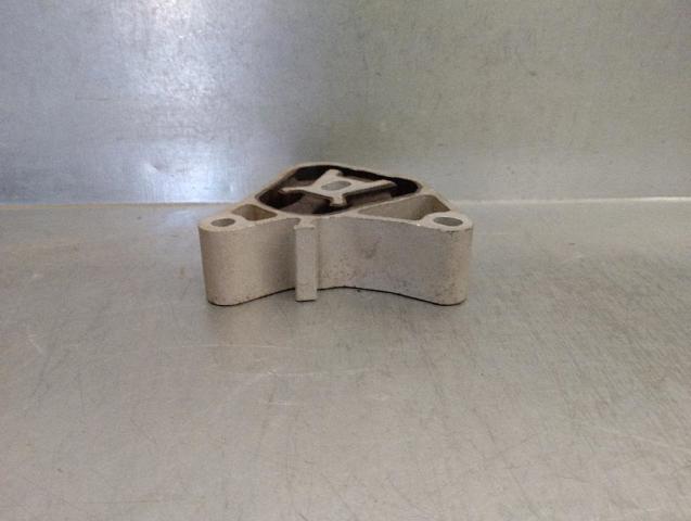A2462400809 Soporte superior derecho del motor  comprar en Reus