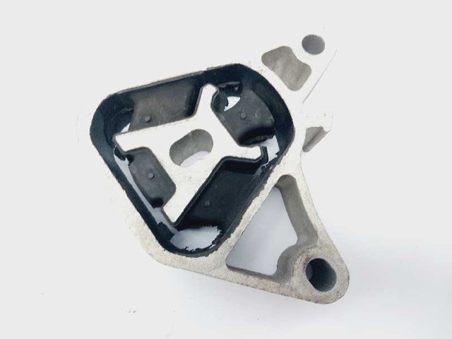 A2462400809 Soporte superior derecho del motor  comprar en Zaragoza