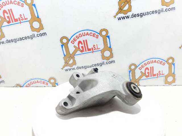 MERCEDES A2462401109 Soporte superior derecho del motor comprar Pamplona