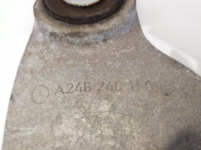 MERCEDES A2462401109 Soporte superior derecho del motor  disponible Valladolid