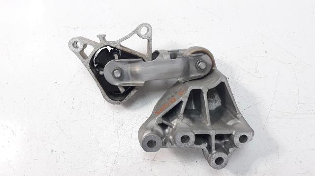 MERCEDES A2462401109 Soporte superior derecho del motor  en stock Salamanca