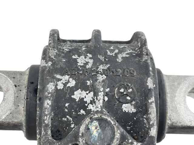 A2462401209 Soporte de motor trasero  en stock Granada