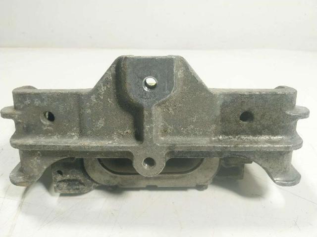 A2462402617 Soporte de motor derecho  en stock Granada