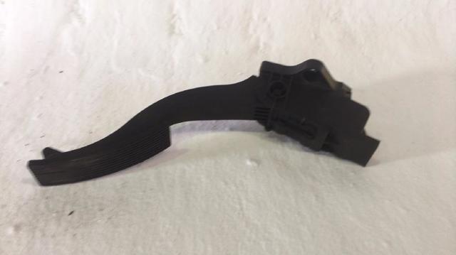 Potenciómetro pedal Mercedes A  (W176)