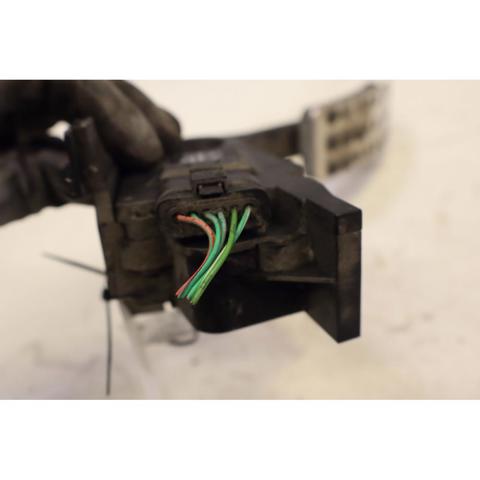 MERCEDES A2463001404 Pedal del acelerador  disponible España