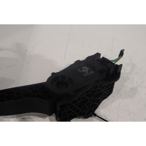 A2463001404 MERCEDES Pedal del acelerador  comprar en Lleida