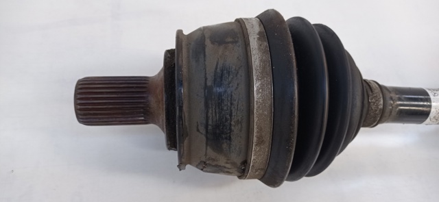 MERCEDES A2463301601 Semieje delantero izquierdo  en stock Salamanca